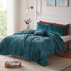 Intelligent Design Twin Comforter Set, Velvet Comforter Set , Luxury Diamond Quilting Comforter Set, Fluffy Comforter Bed Set with Decorative Pillowand 1 Sham, 3 Piece Teal, Twin/Twin XL