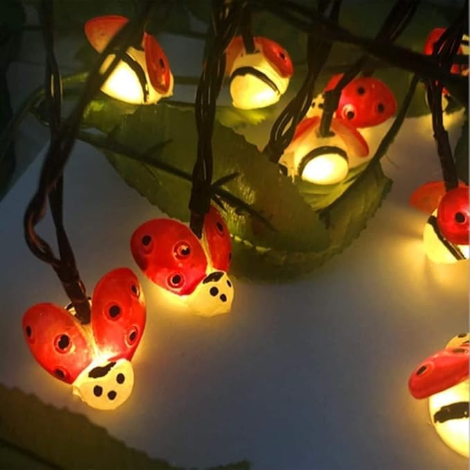 Solar Ladybug Lights, Waterproof Ladybird LED Solar Powered Decorative Fairy String Lights for Indoor Outdoor Bedroom Garden Summer Party Wedding Christmas Decoration (20FT 30Led)