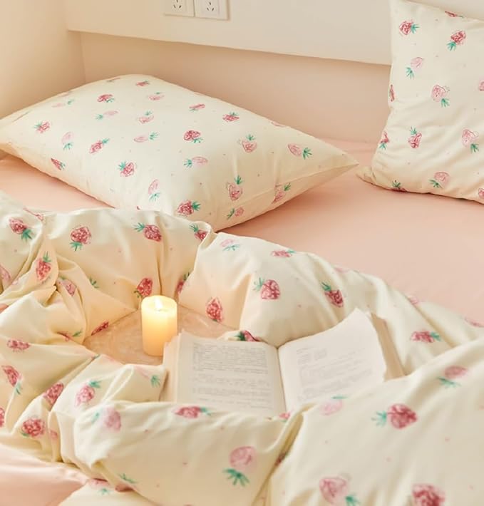 Nayoroom Strawberry Duvet Cover Set King Size Girls Cute Pink Strawberries Kawaii Comforter Cover 3 Pieces Soft Lightweight Microfiber Cream White Bedding with Zipper Closure