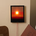 Creative Sunset Wall Lamp, Wall Decoration Art, Rechargeable Sunset Projection Lamp with Lift Control, Wall-Mounted Sunrise to Sunsets Atmosphere Light for Bedroom Living Room Party (8.6 x 10.6″)