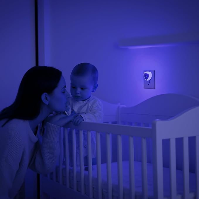 KINUR LED Nightlights Plug into Wall, 0.5W Dusk to Dawn Sensor Automatic On and Off Night Light, Led Night Lamp for Kids, Nursery, Bedroom,Hallway, Stairs, Kitchen,Blue,6 Pack