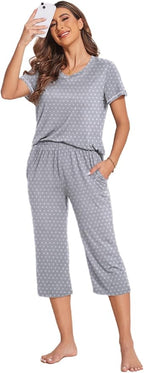 Ekouaer Women's Sleepwear Capri Pajama Sets Short Sleeve Two-Piece Pjs V Neck Tops & Capri Pants with Pockets S-3XL