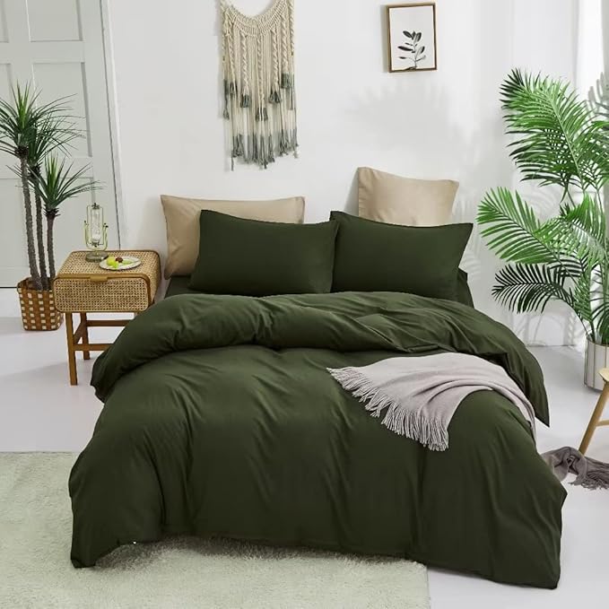 CLOTHKNOW Dark Green Queen Comforter Set Green Bedding Comforter Sets Soft Hunter Queen Comforter with 2 x Pillow Cases