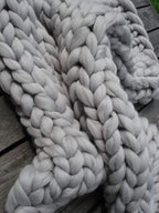 Chunky Knit Blanket Soft Handmade Knitting Throw for Bedroom Sofa Decor Super(Light Gray 47"x71")