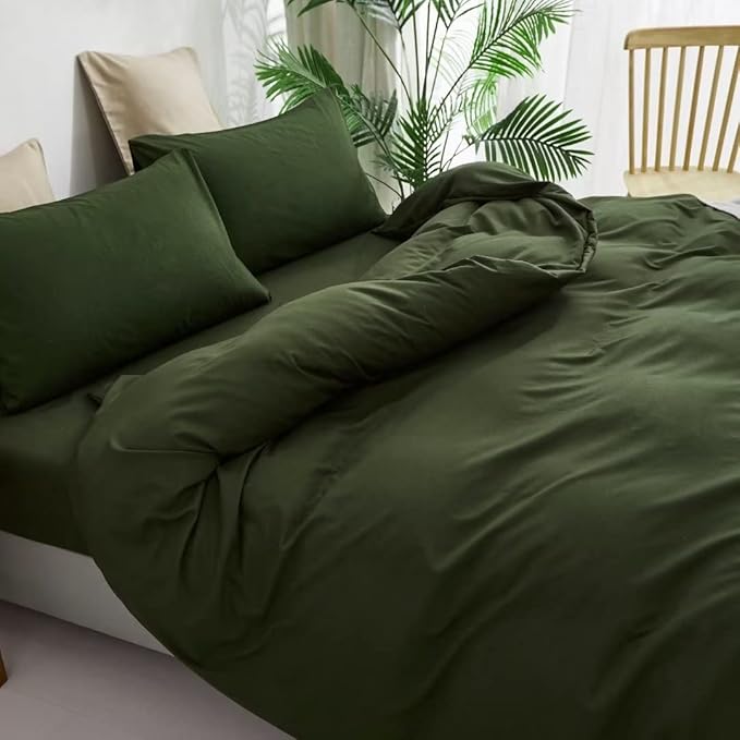 CLOTHKNOW Green California King Comforter Set Dark Green Bedding Comforter Sets Soft Hunter Green Comforter with 2 x Pillow Cases