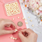 100pcs 9x11mm Pikake Flower Beads Artificial Coral Bead Summer Large Synthetic Corals Floral Shaped Shell Jasmine Bead Bulk for Jewelry Making Women Wedding Party Crafting DIY Accessories