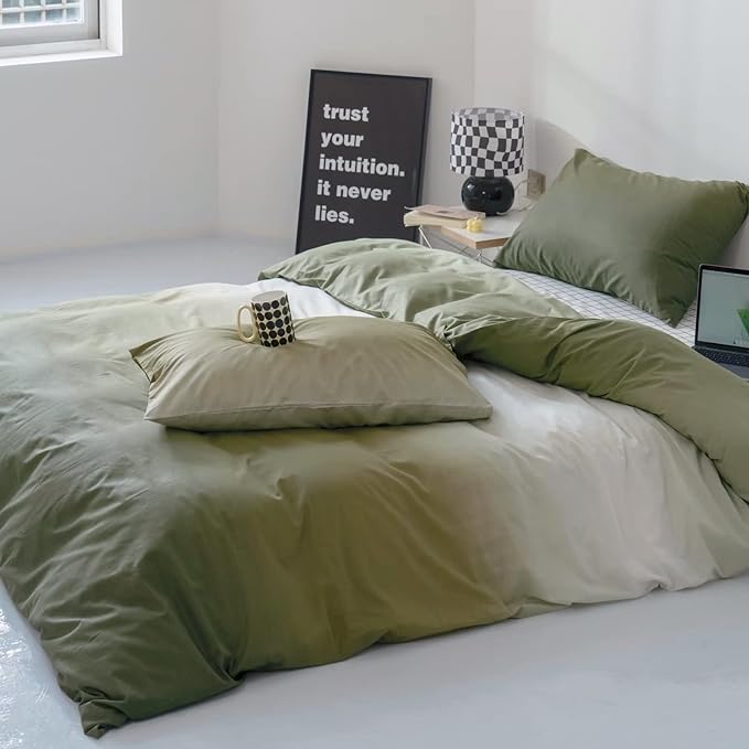CLOTHKNOW Green White Queen Comforter Set 3Pcs Green Gradient Bedding Comforter Sets Soft Comforter with 2 x Pillow Cases