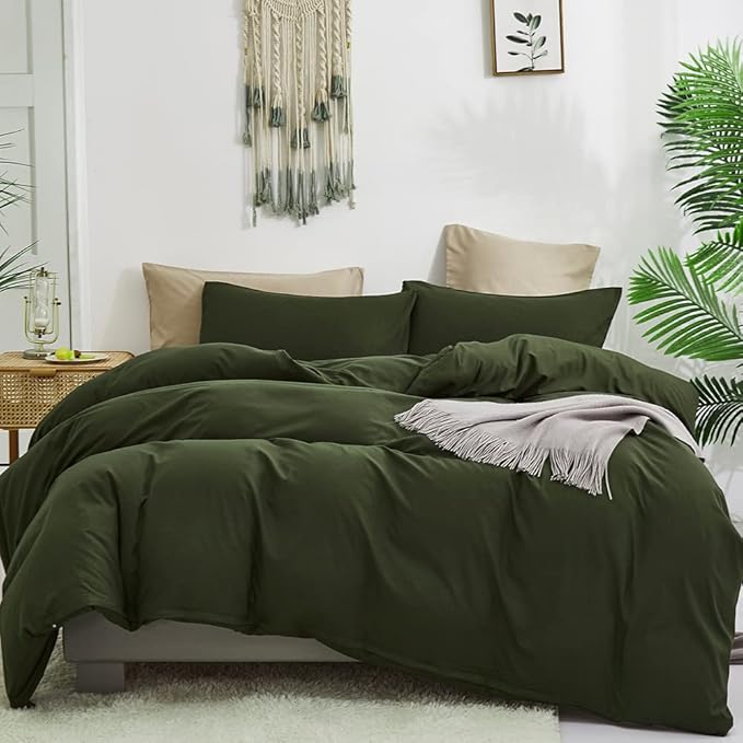 CLOTHKNOW Green California King Comforter Set Dark Green Bedding Comforter Sets Soft Hunter Green Comforter with 2 x Pillow Cases