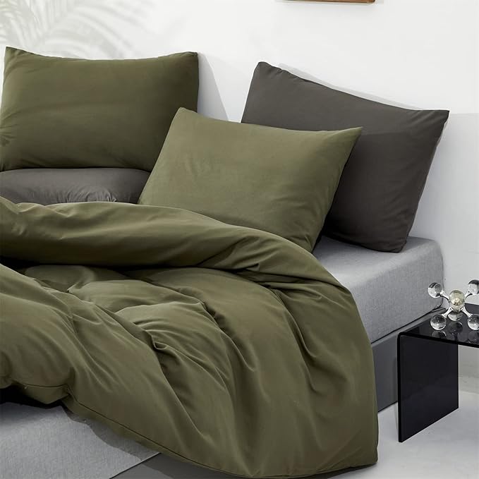 CLOTHKNOW Green Queen Comforter Set Olive Green Bedding Comforter Sets Soft Dark Green Comforter with 2 x Pillow Cases