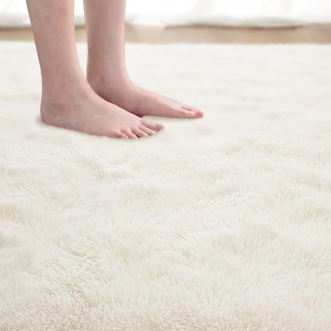 Softlife Area Rug for Bedroom, Fluffy Shag Plush 3x5 Cream Rugs for Living Room Girls, Shaggy Throw Soft Fuzzy Small Kids Carpet for Dorm Bedside Ultra Cozy Non-Slip Indoor Decor