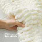 YJLMLY Chunky Knit Throw Blanket,50x60 Inch Heavy 4.4lbs, Hand Knit Chenille Couch Blanket, Soft Cable Knit Gift for Women Mom Wife, Modern Home Decor