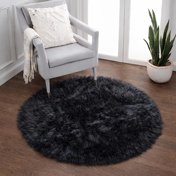 M&D Home Essentials Luxury Cloud-Soft Round Fluffy Rug 36 Inch Plush Bedside Accent Rug for Bedroom, Dorm & Cozy Small Spaces, Ultra Soft Faux Fur Feel