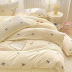 Nayoroom Bow Duvet Cover Queen Size Reversible Aesthetic Duvet Cover 3 Pieces Soft Lightweight Microfiber Kids Girls Cute Dorm Bedding Set, White/Yellow
