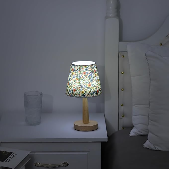WSYEAR Flowers Cute Small Table Lamp, Boho Floral Table Lamps for Bedroom, Bedside Small Table Lamp for Small Space, Farmhouse Mini Table Lamp for Bedroom, Living Room