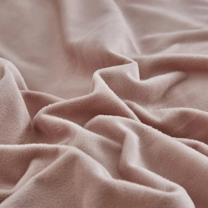 CLOTHKNOW Pink Velvet Full Size Comforter Sets Fluffy Bedding Comforter Sets Soft Blush Comforter with 2 x Pillow Cases