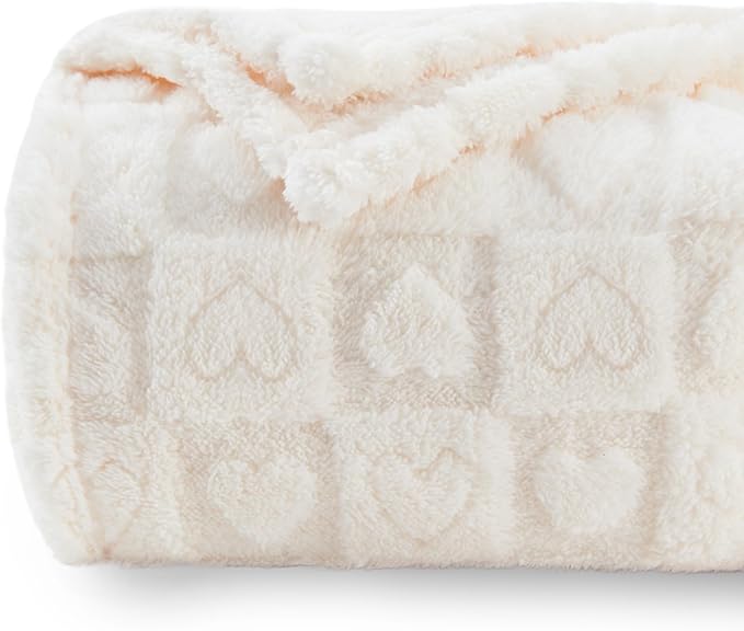 NEWCOSPLAY Super Soft Throw Blanket Ivory Premium Silky Flannel Fleece 3D Heart Checkered Lightweight Bed Blanket All Season Use (Ivory Heart, Throw(50"x70"))