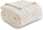 NEWCOSPLAY Super Soft King Blanket Off White Love Premium Silky Flannel Fleece 3D Heart Checkered Lightweight Bed Blanket All Season Use (Off White Love, King(90"x110"))