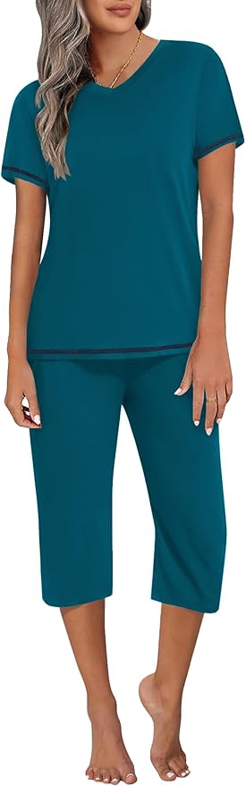 Ekouaer Women's Sleepwear Capri Pajama Sets Short Sleeve Two-Piece Pjs V Neck Tops & Capri Pants with Pockets S-3XL