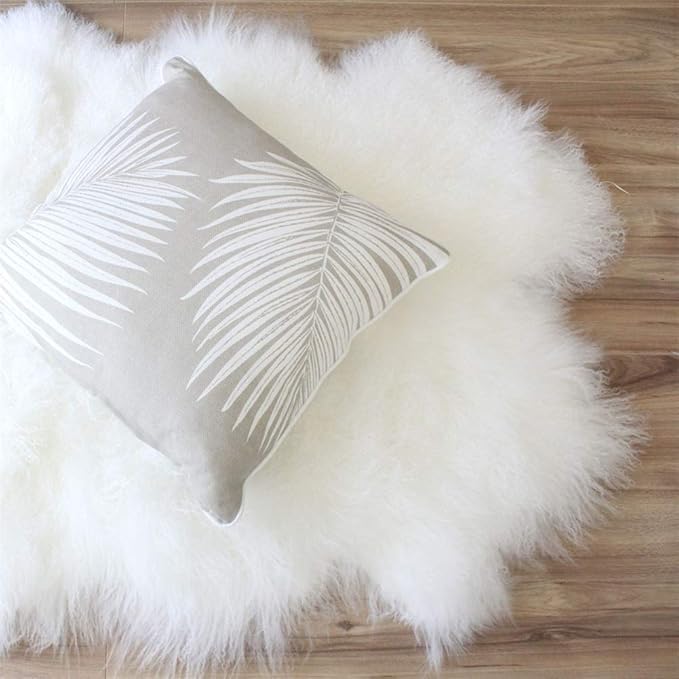 Genuine Tibetan/Mongolian Lambskin Sheepskin Hide Pelt Fur Throw Area Rug Plate Wool Carpet Sheep in Bedroom, Living Room 3.5x2Ft (White)