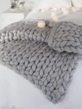 Chunky Knit Blanket Soft Handmade Knitting Throw for Bedroom Sofa Decor Super(Light Gray 47"x71")
