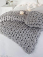 Chunky Knit Blanket Soft Handmade Knitting Throw for Bedroom Sofa Decor Super(Light Gray 47"x71")