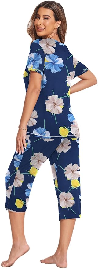 Ekouaer Women's Sleepwear Capri Pajama Sets Short Sleeve Two-Piece Pjs V Neck Tops & Capri Pants with Pockets S-3XL