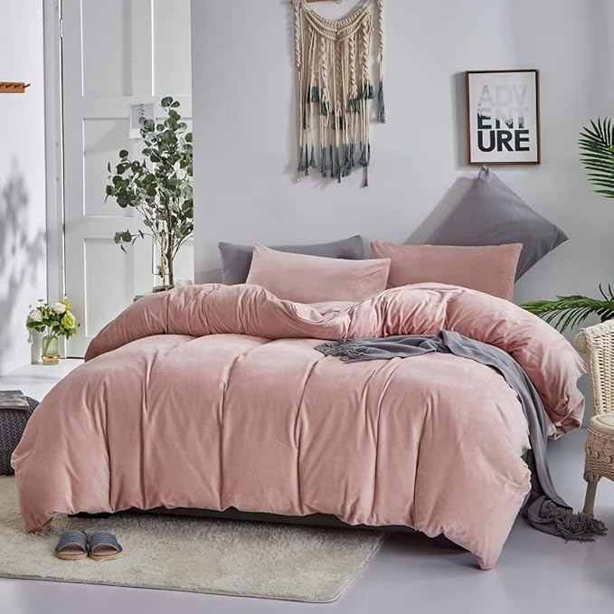 CLOTHKNOW Pink California King Comforter Set Velvet Bedding Comforter Sets Soft Flannel Comforter with 2 x Pillow Cases