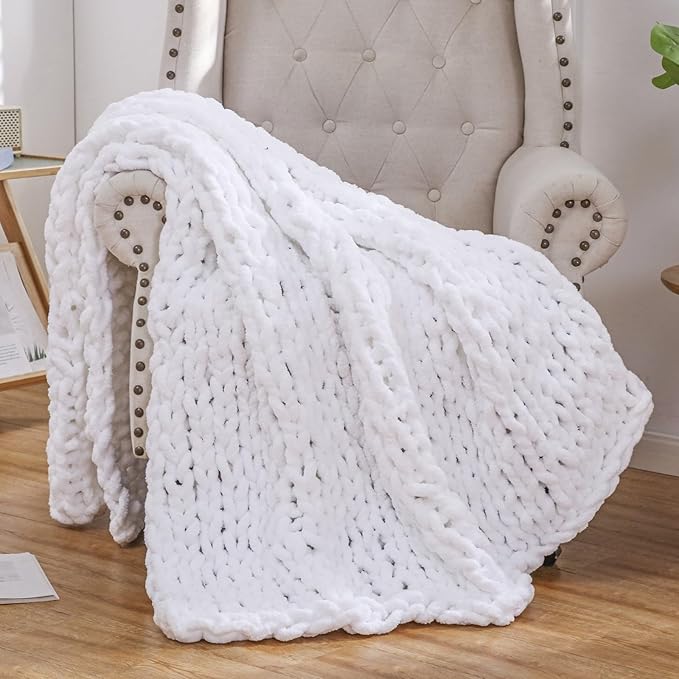 WESHIONGOO Chunky Knit Blanket Throw Knitted Throw Blankets for Couch Bed Fluffy Soft Blanket with Jumbo Chenille Yarn Thick 100% Handmade (White, 51"×63")