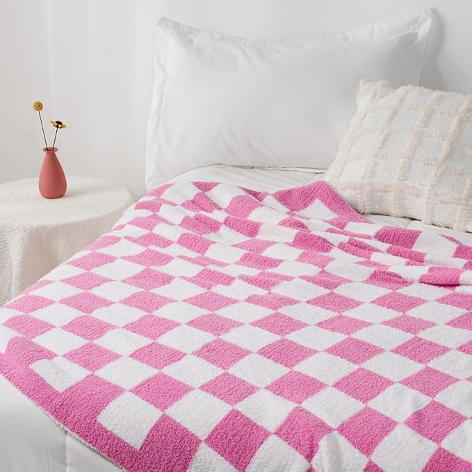 Carriediosa Checkered Throw Blanket 60" X 80" Twin, 400GSM Ultra Soft Microfiber Fuzzy Fluffy Reversible Cute Preppy Knitted Blankets Cozy Plush Fall Throws for Couch, Bed, Sofa, Hot Pink