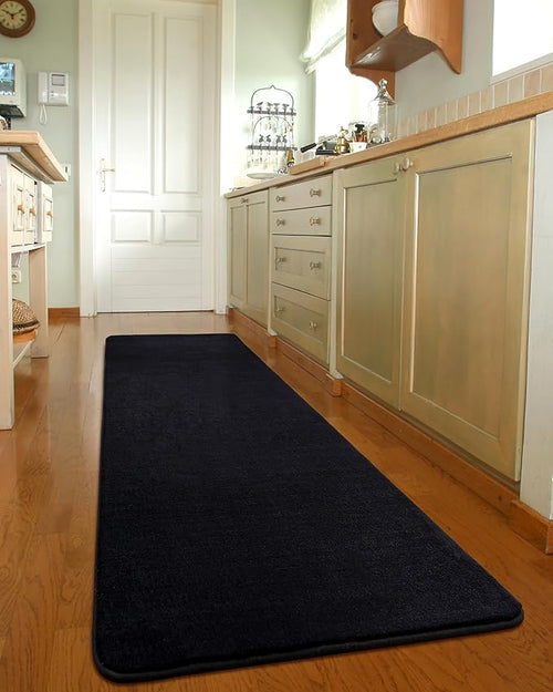 Andecor Shag Runner Rug for Bedroom Living Room, 2x6 Black Washable Fluffy Hallway Runner Area Rugs for Kitchen Boys Girls Kids Room Home Decorations Carpet