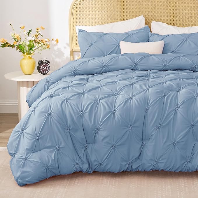 BEDELITE Cornflower Blue Queen Comforter Set - 3 Pieces Boho Pintuck Bedding Comforter Sets, Lightweight Soft & Warm Bed Comforter Queen with 2 Pillowcases for All Season