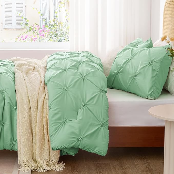 BEDELITE Sage Green Twin Comforter Set - 2 Peices Boho Pintuck Bedding Comforter Sets, Lightweight Soft & Warm Twin Bedding Sets with 1 Pillowcase for All Season