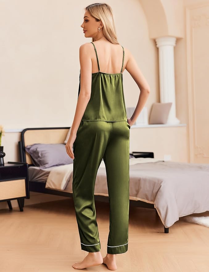Ekouaer Women Silk Satin Pajamas Sleeveless Pjs Set 2 Piece Summer Loungewear Sleepwear with Pockets S-XXL
