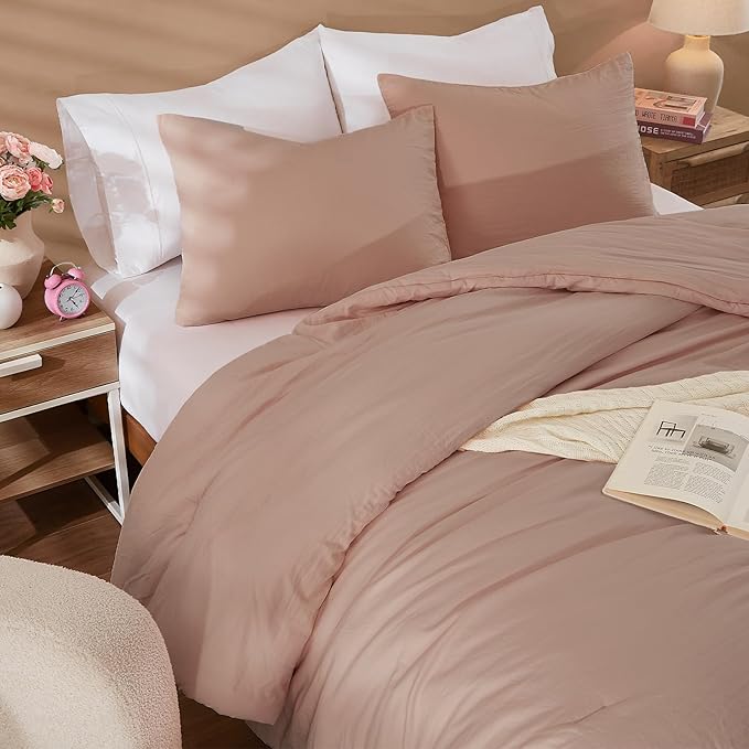 WRENSONGE King Size Comforter Set - 3 Pieces Dusty Pink Comforter Prewashed Soft Lightweight for All Seasons,Fluffy Down Alternative Comforter King Size with 2 Pillow Shams