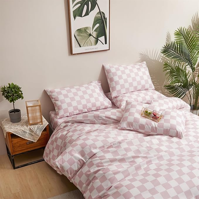 CLOTHKNOW Pink White Plaid Comforter Set Queen Grid Bedding Comforter Sets Soft Checkered Queen Comforter with 2 x Pillow Cases