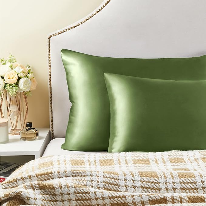 BEDELITE Satin Pillowcase with Zipper, Cedar Green King Size Pillow Cases Set of 2, Super Soft and Cooling Similar to Silk Pillow Cases, Gift for Women Men(20x36 Inches)