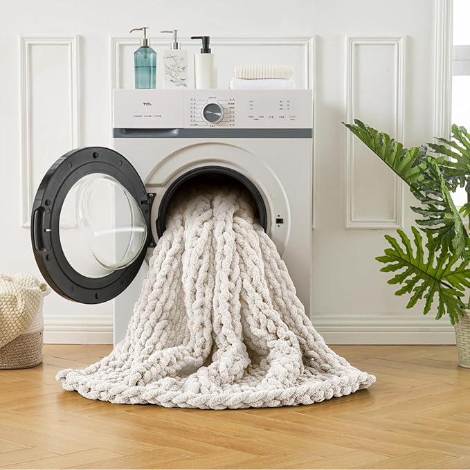Ultra Soft Chunky Knit Throw Blanket 50x60 Hand Knitted Warm Chenille Throw, Home Decor Soft Thick Yarn Cable Knit Blanket Breathable Fleece Banket Christmas for Couch Bed Sofa Best GIF Gift