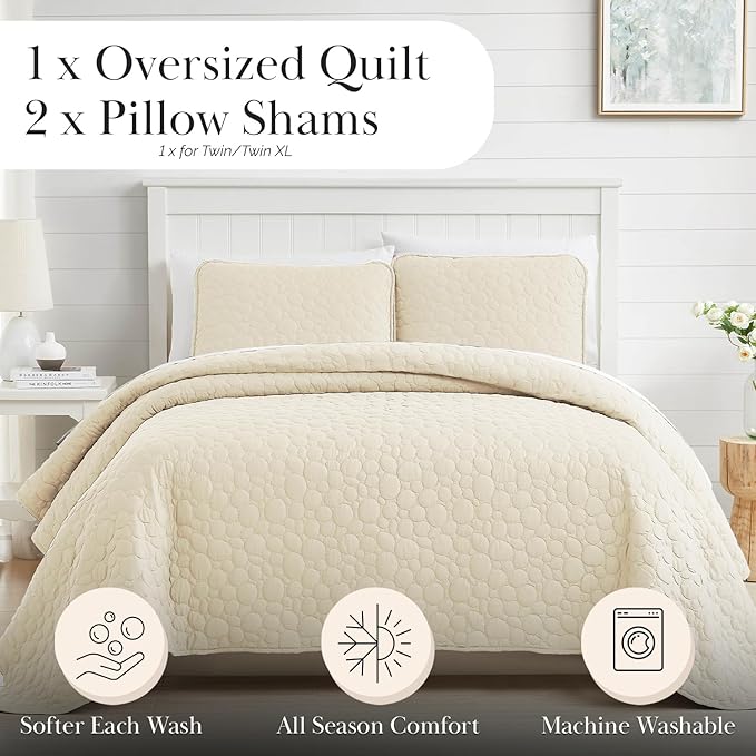 Southshore Fine Living, Inc. Oversized Quilt Bedding Set Lightweight, Prewash Fabric Soft Coverlet Bedspread 3-Piece with Two Matching Shams (98 in Wide x 98 in Long), Full/Queen, Pebble Cream