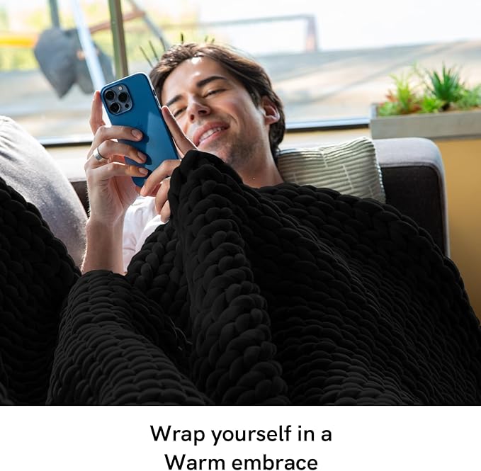 YnM Velvet Weighted Blanket, Handmade Chunky Knitted Design, Soft and Cozy, Temperature Regulating and Breathable, Machine Washable Throw for Sleep or Home Decor (Black, 60x80 Inch, 20lbs)