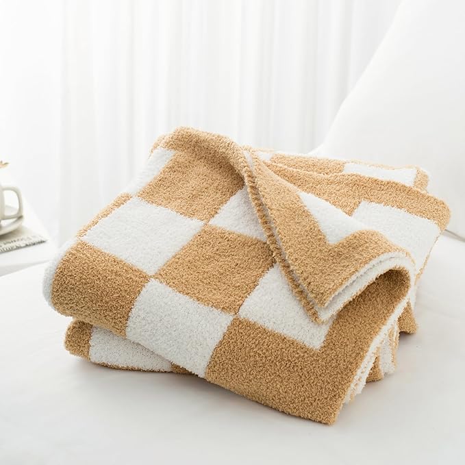 Carriediosa Checkered Throw Blanket 50" X 60", 400GSM Ultra Soft Microfiber Fuzzy Fluffy Reversible Cute Preppy Knitted Blankets Cozy Plush Fall Throws for Couch, Bed, Sofa, Tan Brown