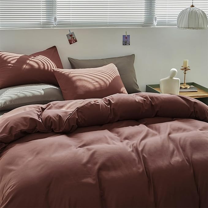 CLOTHKNOW Brick Red King Size Comforter Set Brownish Bedding Comforter Sets Rust Red Comforter King Soft Blackish Comforter with 2 x Pillow Cases