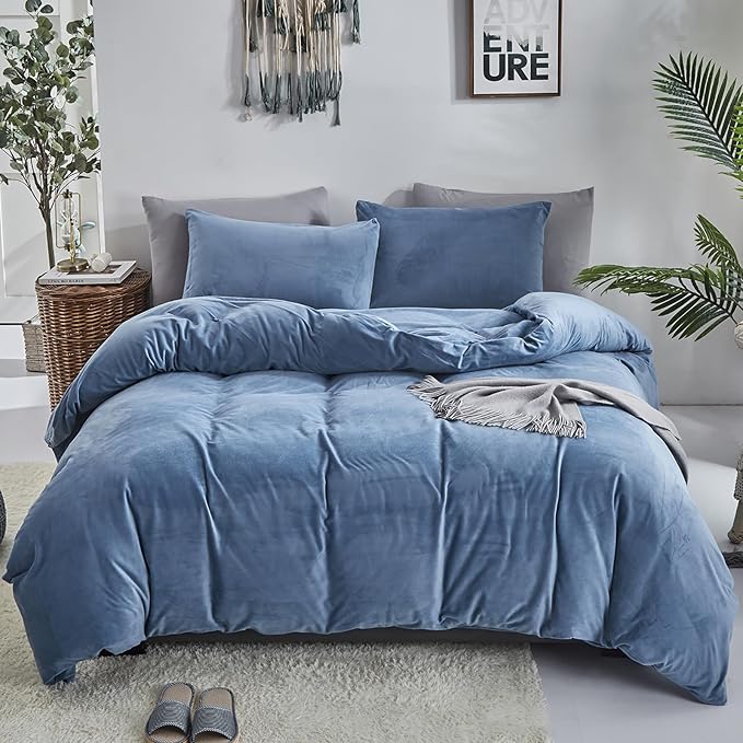 Luxlovery Blue Velvet Queen Fluffy Plush Bedding Haze Blue Sherpa Micromink Blanket Quilts Soft Heavyweight Winter Warm Comforter Set