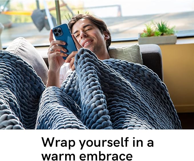 YnM Velvet Weighted Blanket, Handmade Chunky Knitted Design, Soft and Cozy, Temperature Regulating and Breathable, Machine Washable Throw for Sleep or Home Decor (Blue, 60x80 Inch, 15lbs)