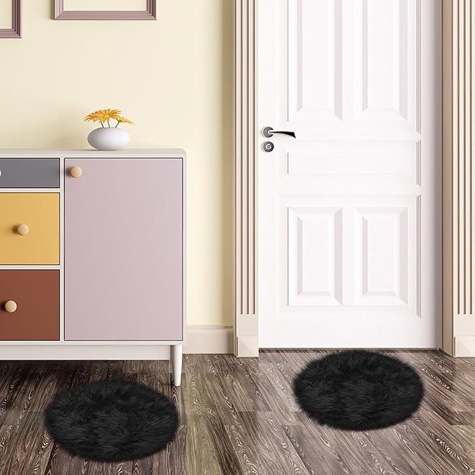15.7 Inches Mini Black Round Faux Fur Sheepskin Area Rug, Fluffy Small Circle Rugs Cushion for Chair, Furry Carpet for Nail Desk, Shaggy Circular Rug Plush Rug