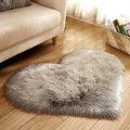 Fluffy Faux Fur Heart Shaped Area Rug Soft Fuzzy Carpet Home Decoration Wedding Party for Bedroom Living Room Bedside 50x70cm Grey