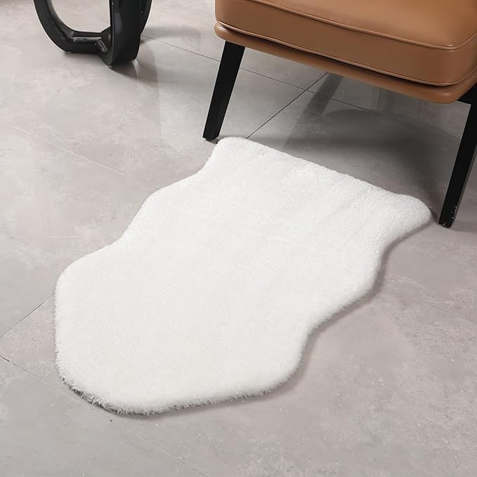Faux Sheepskin Rug 2x3 Ft, 18mm Medium Pile Small Fluffy Area Rug, Machine Washable Mini Plush Carpet for Bedroom, Living Room, Kids Room, Bathroom & Vanity, White