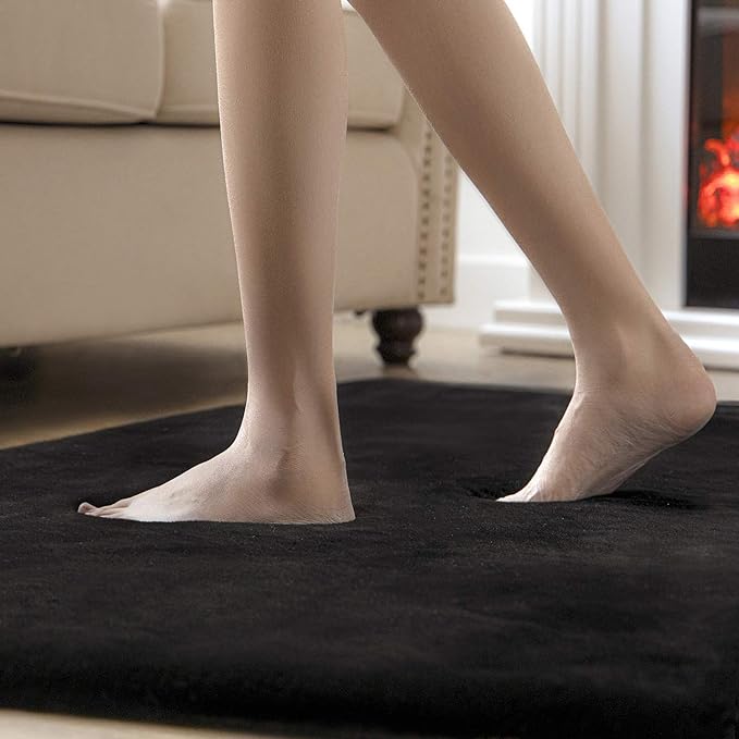 Ashler Faux Fur Rug, Ultra Soft Faux Rabbit Fur, Black Area Rugs, 6 x 9 Feet Rectangle, Machine Washable Nursery Decor Throw Rugs for Bedroom, Kids Room, Living Room