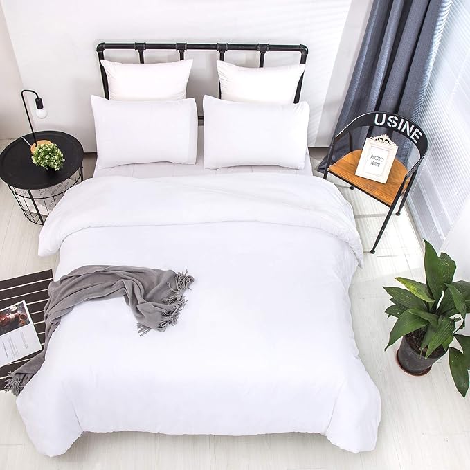 CLOTHKNOW White Full Size Comforter Sets White Bedding Comforter Sets Soft Men Women Comforter with 2 x Pillow Cases