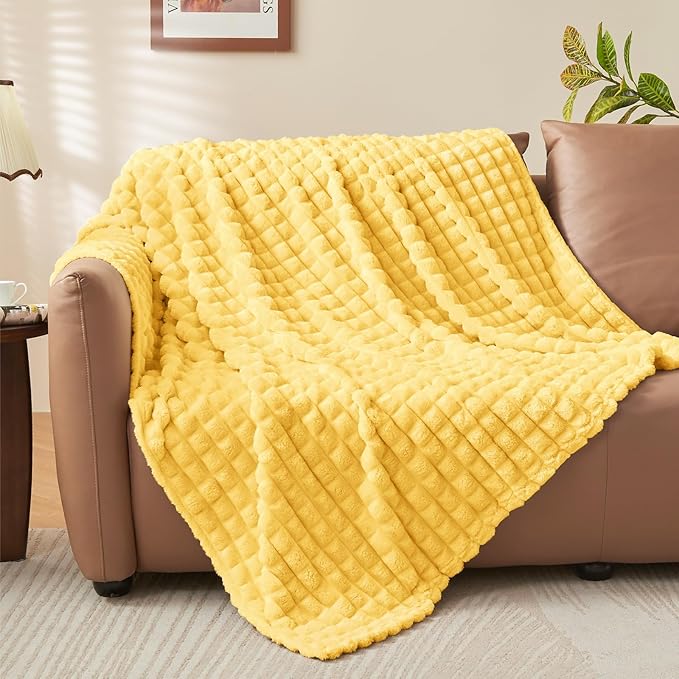 BEDELITE Light Yellow Throw Blanket for Couch and Bed- Super Soft and Warm 3D Checkered Fluffy Fuzzy Fleece Blanket, Luxurious Plush Cozy Blanket for Room Decor Fall and Winter, 50x60 inches