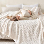 NEWCOSPLAY Super Soft King Blanket Ivory Premium Silky Flannel Fleece 3D Heart Checkered Lightweight Bed Blanket All Season Use (Ivory Heart, King(90"x110"))